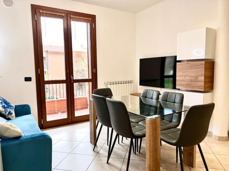 Apartamento Comfyspot Rosia Exterior foto