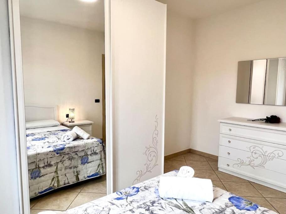 Apartamento Comfyspot Rosia Exterior foto