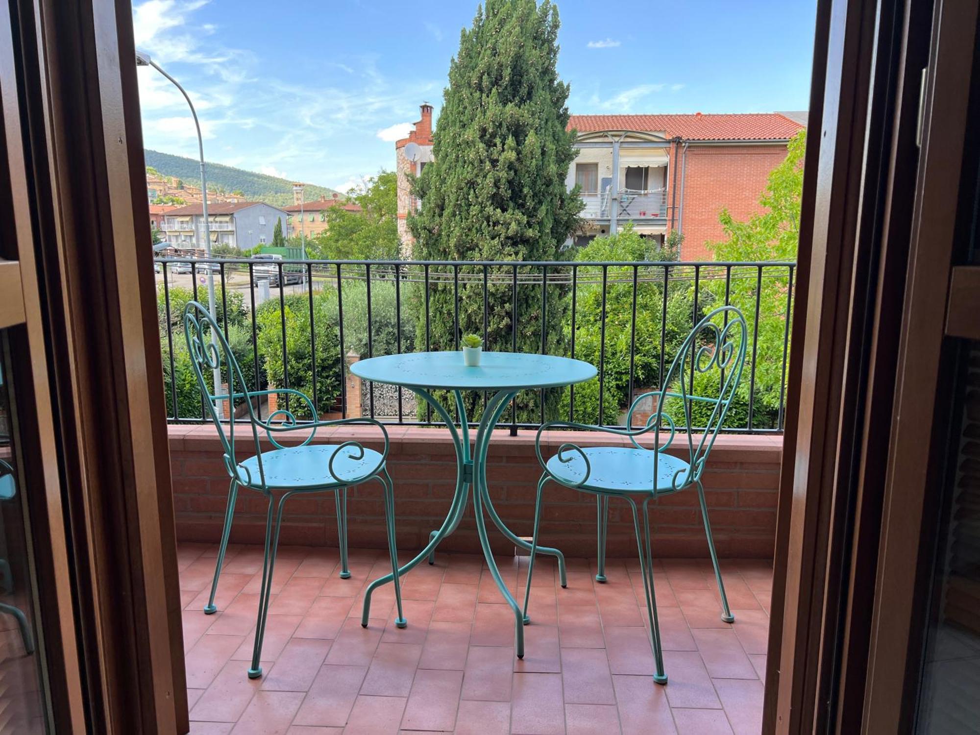 Apartamento Comfyspot Rosia Exterior foto